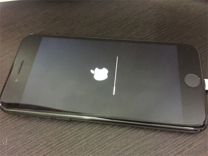 iPhone7の表面